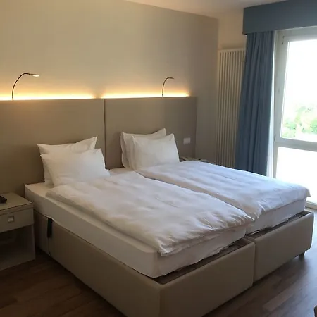 Campione Szálloda Bissone