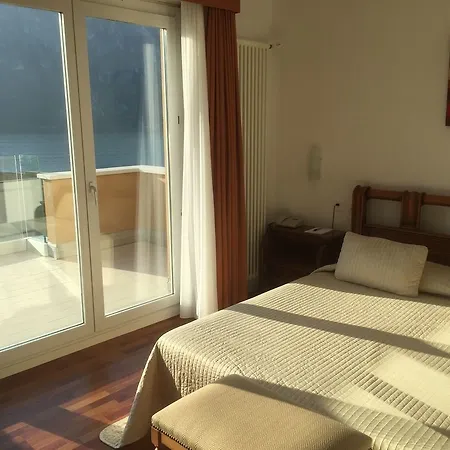Campione Hotel 3*